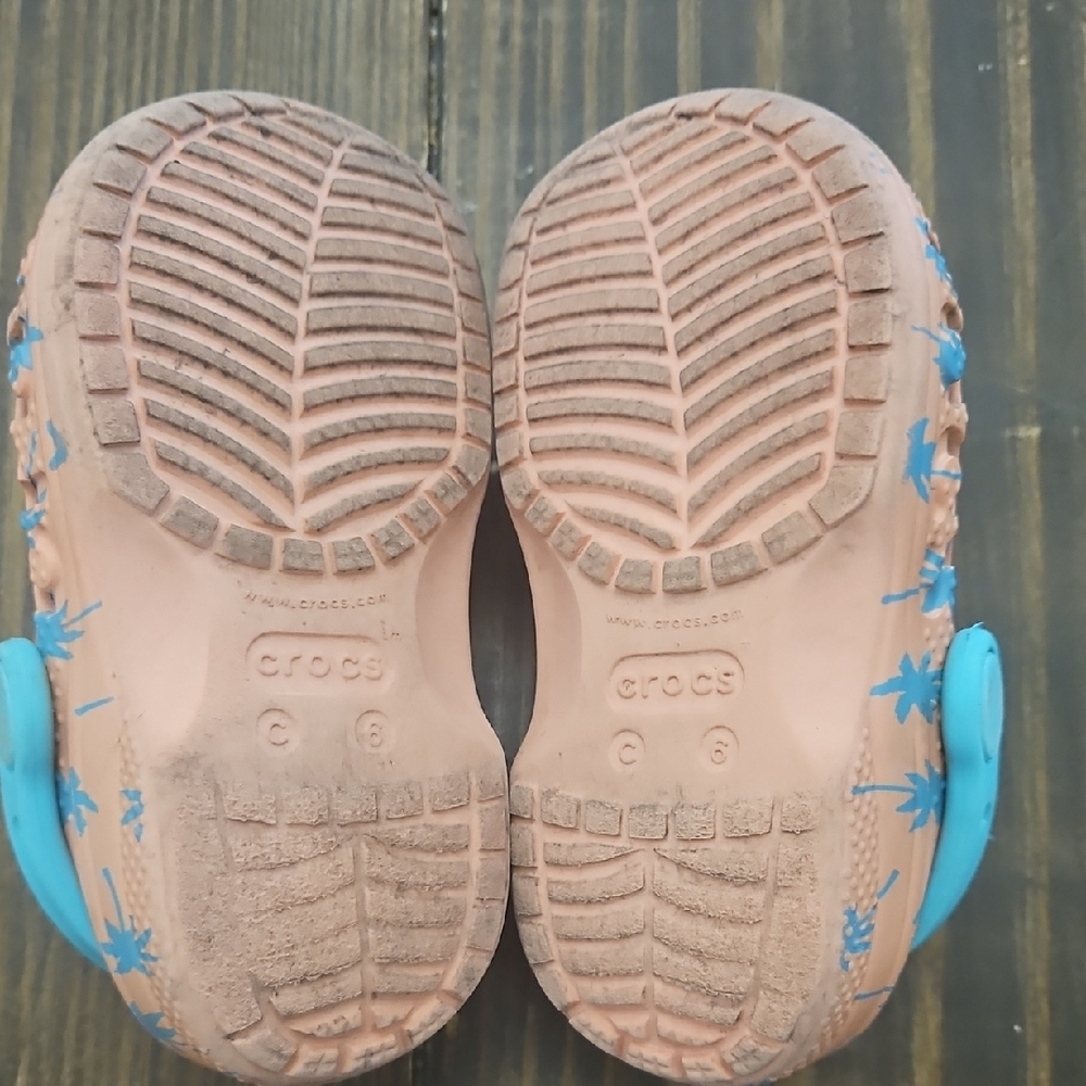 Tropical Toddler Crocs - Picture 4 of 6